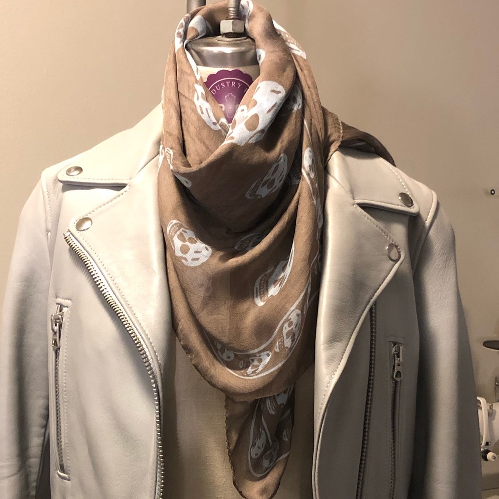 Alexander McQueen skull scarf, Grey and blue combo